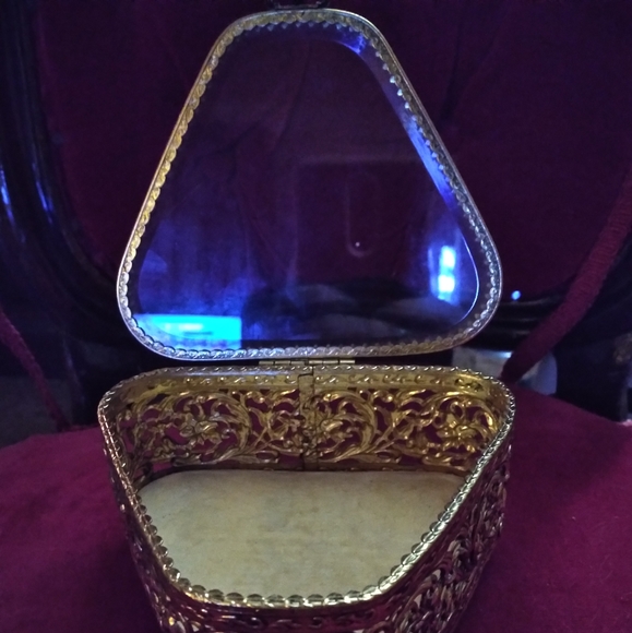 Vintage Hollywood Regency Ormolu Jewelry Box - Picture 3 of 3